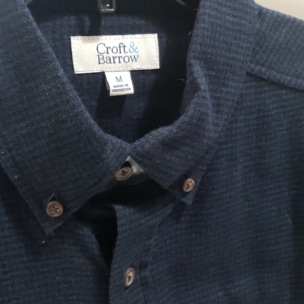 Bnwt Extra Soft Blue Checkered Button Down